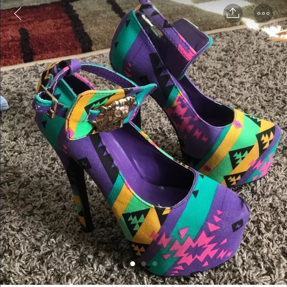 Women’s pumps
